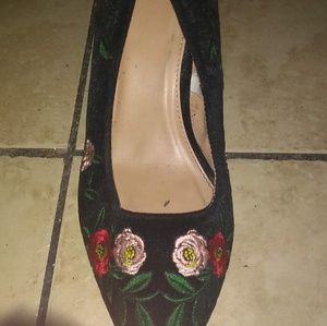 Heels with beautiful flowers